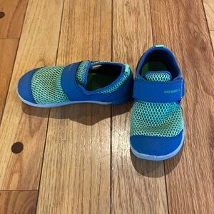 Great condition Merrell shoe